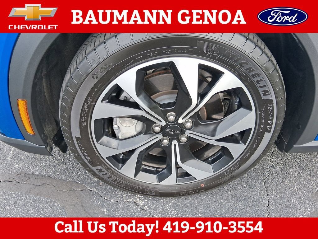 Used 2025 Ford Mustang Mach-E Select AWD/4WD image 28