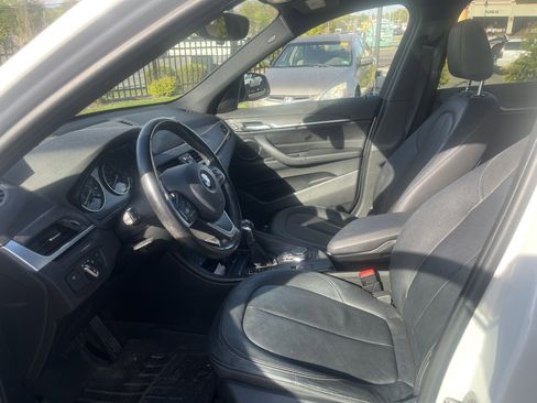 Used 2017 BMW X1 xDrive28i AWD/4WD image 5