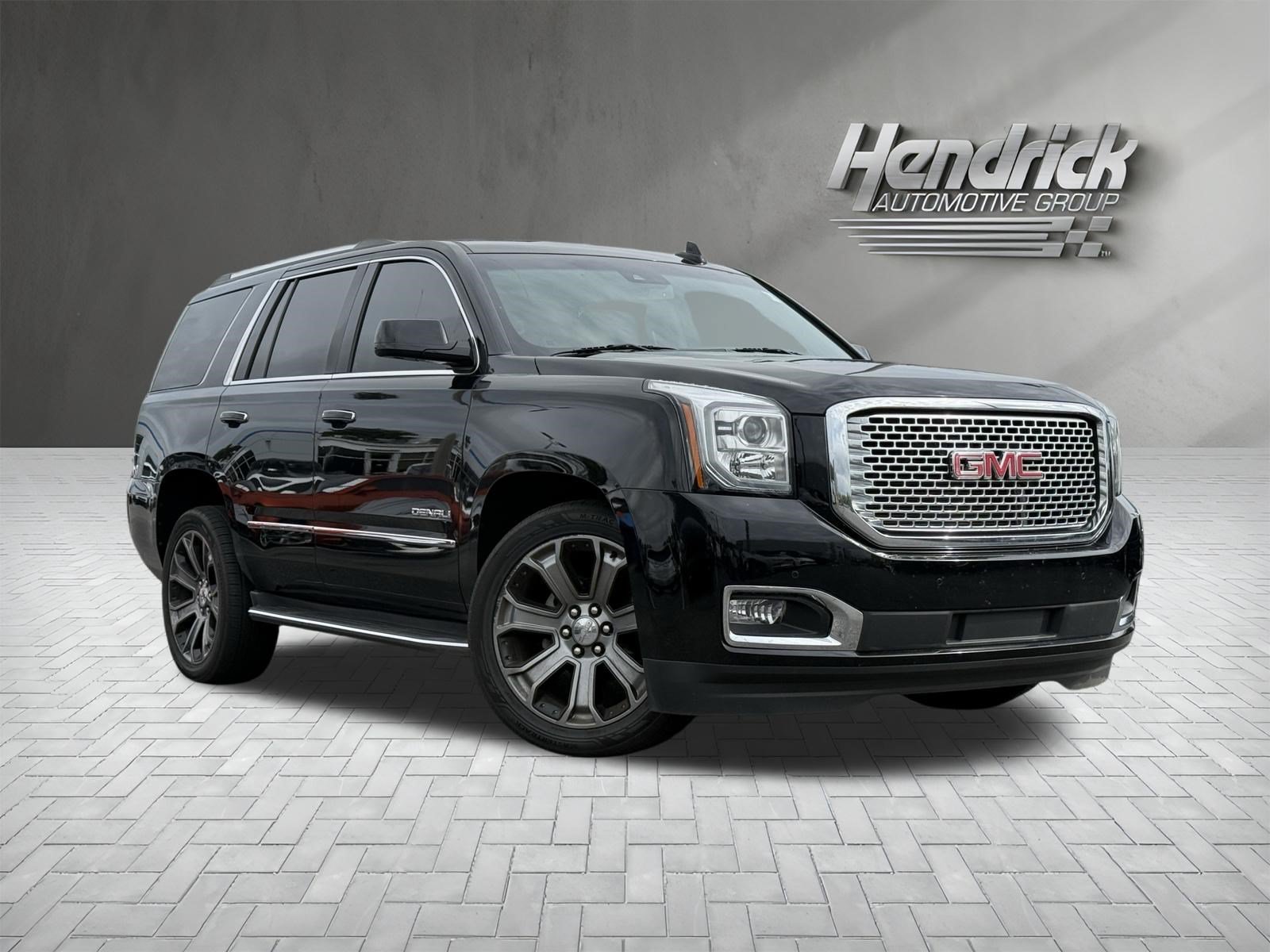 Used 2016 GMC Yukon Denali w/ Open Road Package AWD/4WD image 2