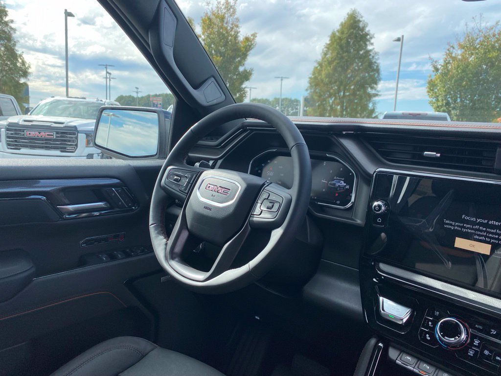 New 2026 GMC Sierra 1500 AT4 w/ AT4 Premium Package AWD/4WD image 31