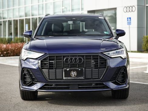 Certified 2025 Audi Q3 2.0T Premium w/ Convenience Package image 13