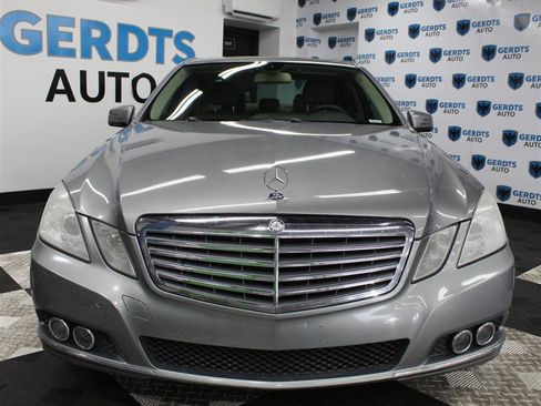 Used 2011 Mercedes-Benz E 350 Sedan image 6
