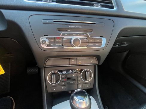 Used 2018 Audi Q3 2.0T Premium FWD image 23