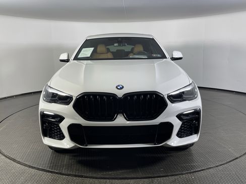 Certified 2023 BMW X6 xDrive40i w/ M Sport Package image 2