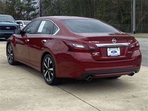 Used 2018 Nissan Altima 2.5 SR image 5
