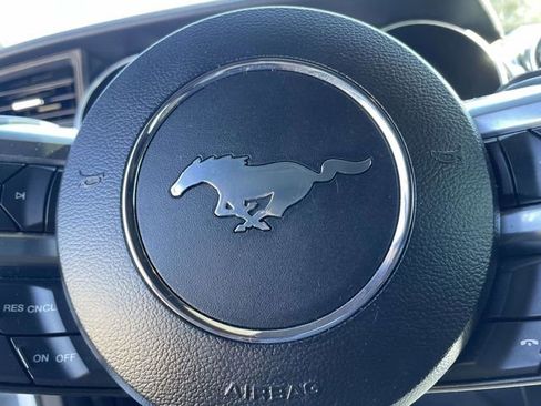 Used 2018 Ford Mustang GT Premium w/ GT Performance Package RWD image 31