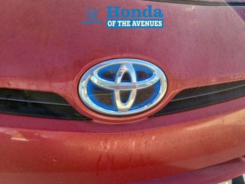 Used 2011 Toyota Prius Two image 3