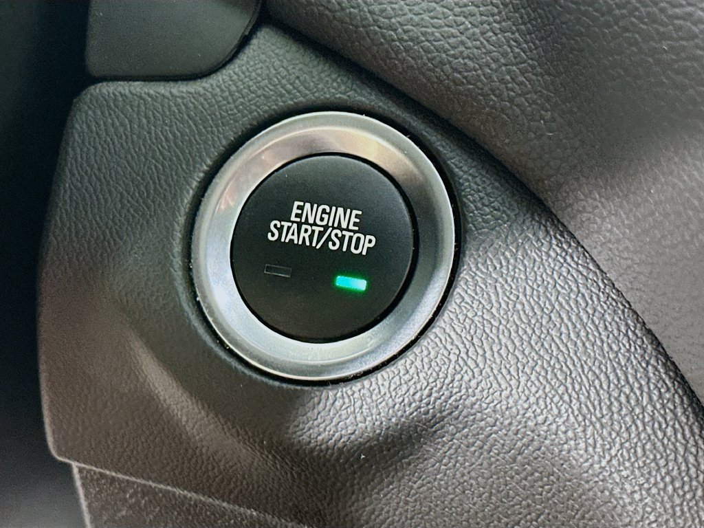 Used 2023 Chevrolet Equinox LT FWD image 19