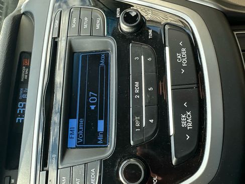 Used 2016 Hyundai Elantra SE FWD image 15