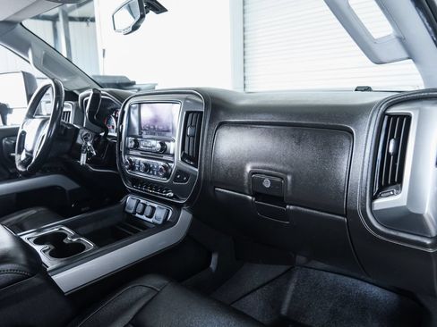 Used 2019 Chevrolet Silverado 2500 LTZ w/ Duramax Plus Package AWD/4WD image 40