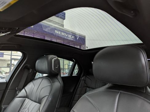 Used 2023 BMW 760i xDrive image 28