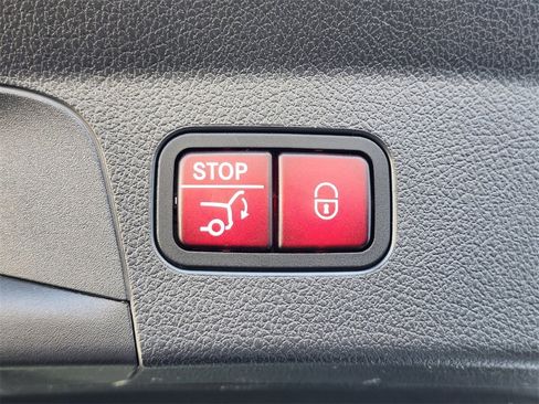 Used 2023 Mercedes-Benz GLE 53 AMG 4MATIC Coupe image 31