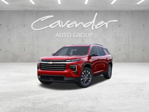 New 2026 Chevrolet Traverse LT w/ Sun and Wheel Package FWD image 8