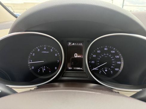 Used 2017 Hyundai Santa Fe Sport FWD image 15