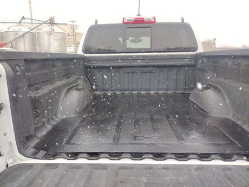 Used 2020 Chevrolet Colorado ZR2 image 25