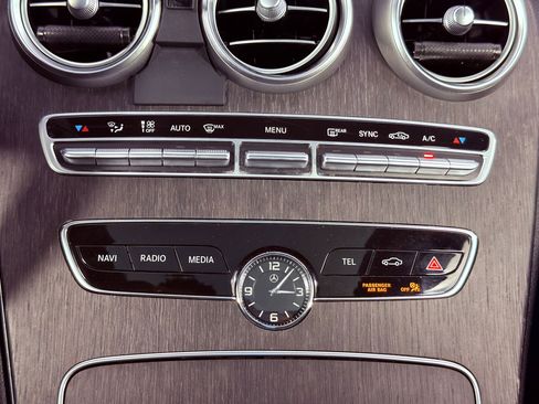 Used 2020 Mercedes-Benz C 300 Coupe image 17