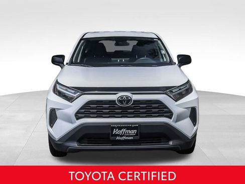 Used 2023 Toyota RAV4 LE FWD image 4