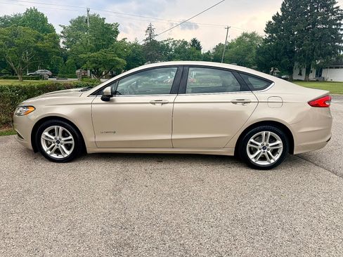 Used 2018 Ford Fusion S FWD image 7