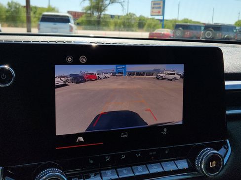 Used 2024 GMC Canyon Elevation w/ Convenience Package AWD/4WD image 13