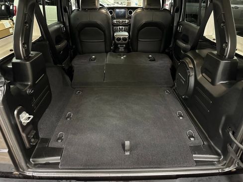 Certified 2023 Jeep Wrangler Sahara w/ Dual Top Group image 38