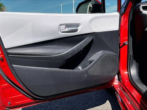 Used 2019 Toyota Corolla SE FWD image 21