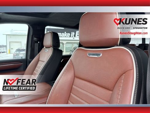 Used 2024 GMC Sierra 3500 Denali Ultimate image 25
