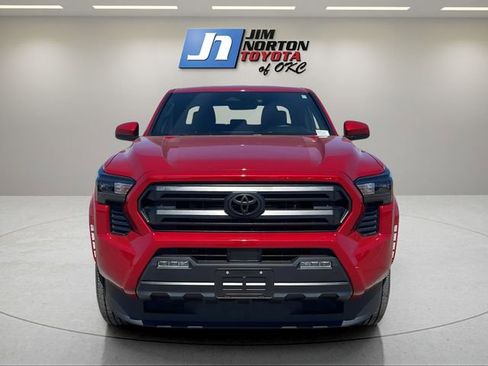 Used 2026 Toyota Tacoma SR5 image 2