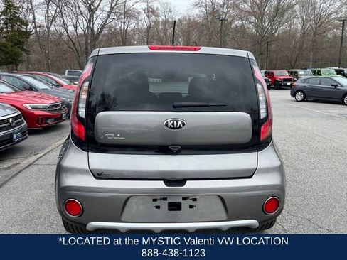 Used 2017 Kia Soul + FWD image 8