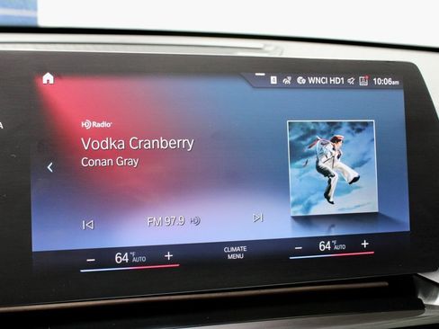 Used 2023 BMW X1 xDrive28i image 3