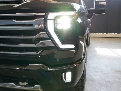 Used 2024 Chevrolet Silverado 3500 High Country w/ High Country Premium Package AWD/4WD image 68