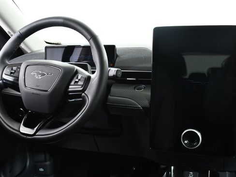 Used 2025 Ford Mustang Mach-E Select w/ Comfort Package Lite image 8