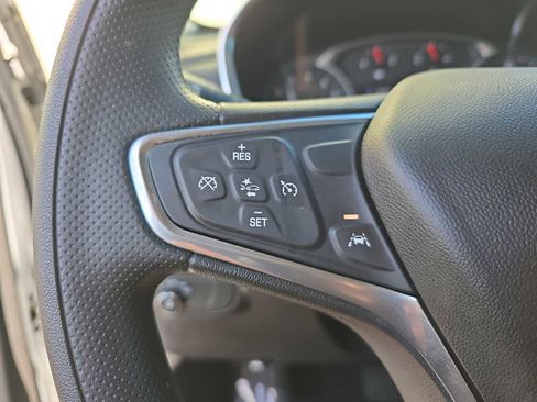 Used 2020 Chevrolet Equinox LT image 24