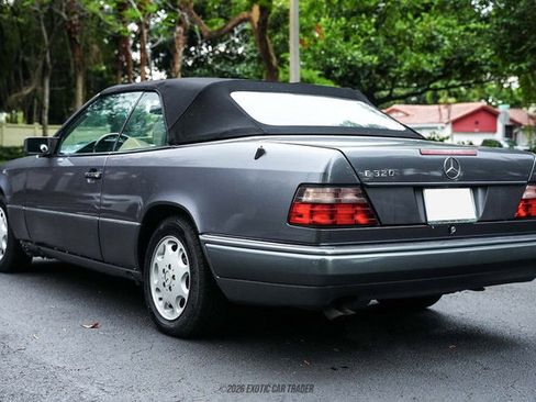 Used 1995 Mercedes-Benz E 320 Convertible image 16