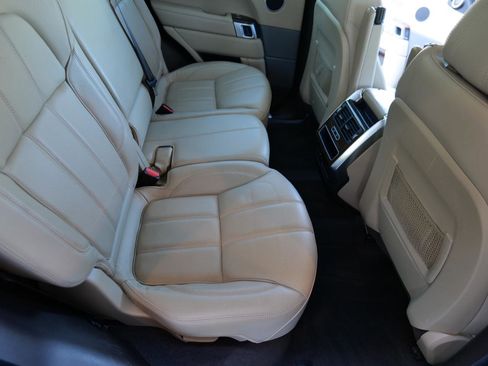 Used 2015 Land Rover Range Rover Sport HSE AWD/4WD image 40