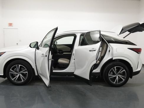 Used 2024 Lexus RX 350 Premium w/ Convenience Package AWD/4WD image 26