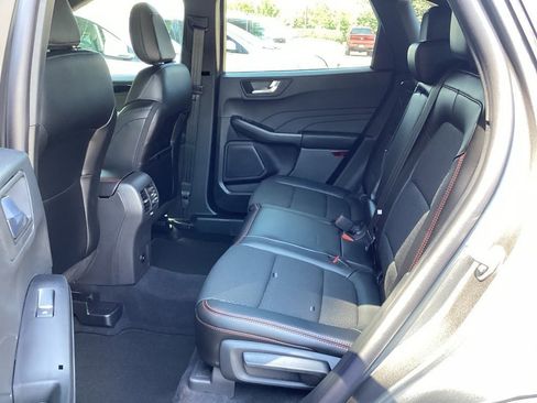 New 2025 Ford Escape ST-Line Elite image 39