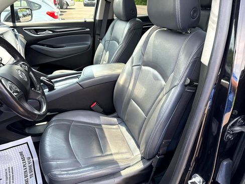 Used 2018 Buick Enclave Premium w/ Experience Buick Package image 11
