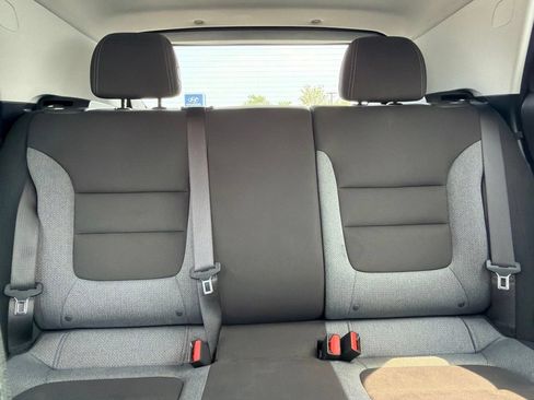 Used 2025 Chevrolet TrailBlazer LT FWD image 29