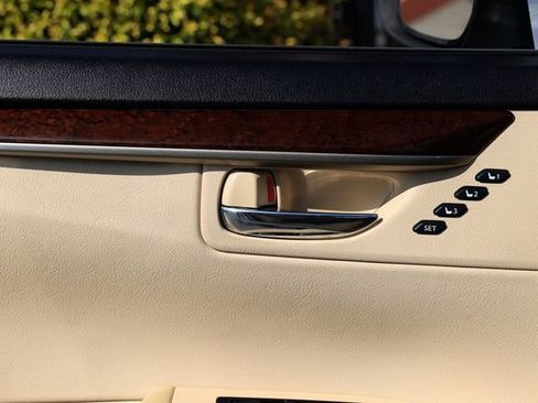 Used 2013 Lexus ES 350 image 44