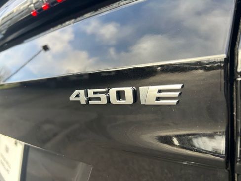 New 2026 Cadillac Lyriq Sport image 35