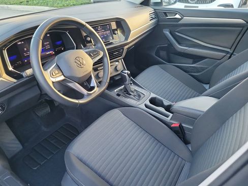 Used 2022 Volkswagen Jetta S image 13