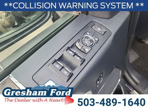 Used 2022 Ford F250 Lariat w/ Black Appearance Package image 19