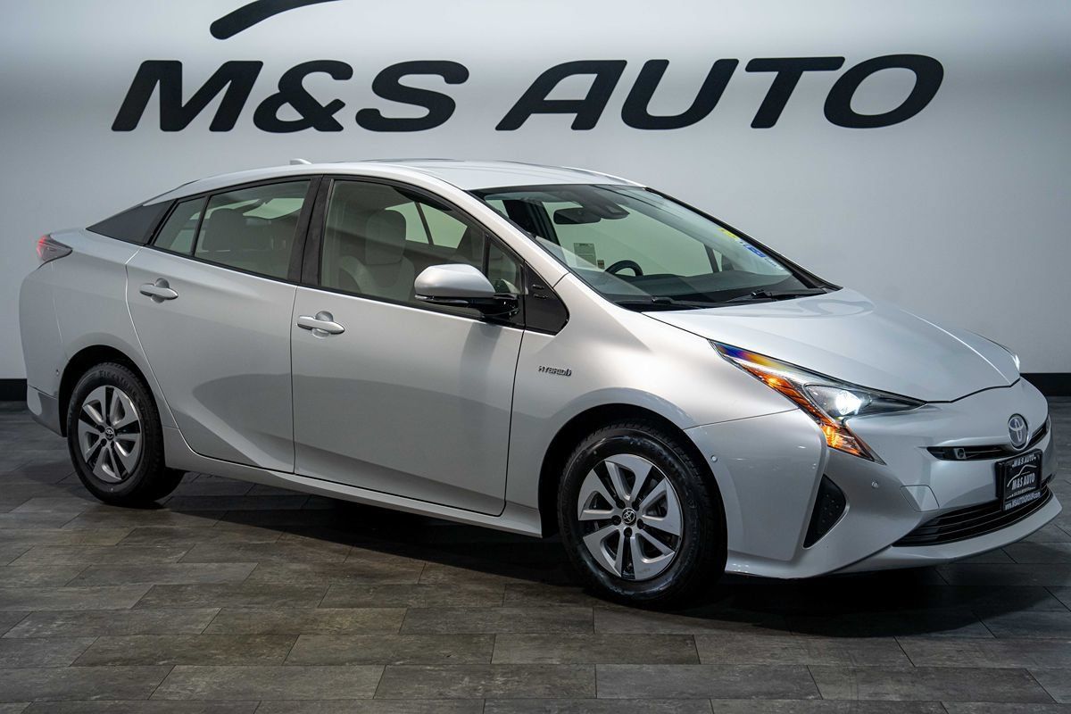 Used 2017 Toyota Prius Two w/ Prius Two Safety Plus Package FWD image 20