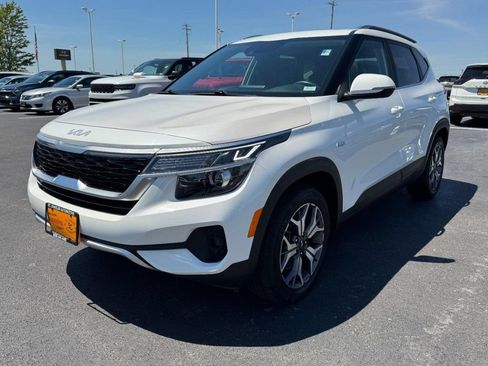 Used 2022 Kia Seltos EX AWD/4WD image 8