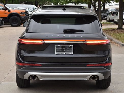 New 2026 Lincoln Corsair Premiere image 8