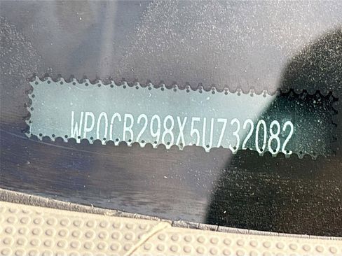 Used 2005 Porsche Boxster S image 27