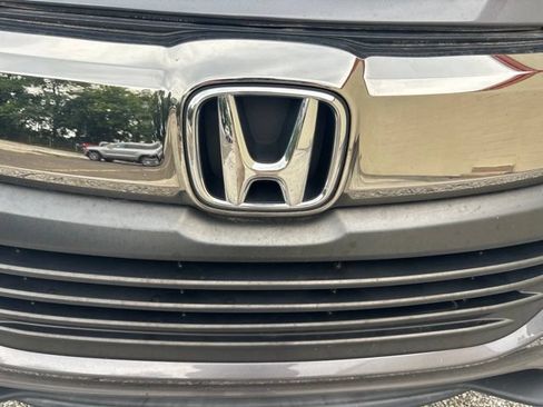 Used 2021 Honda HR-V LX image 10