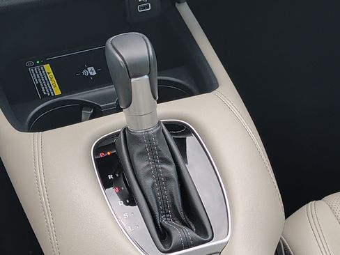 Used 2024 Honda HR-V EX-L image 26