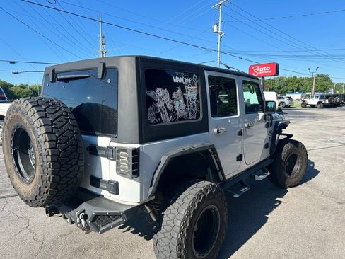 Used 2018 Jeep Wrangler Unlimited Sport S AWD/4WD image 5