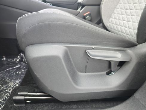 New 2025 Volkswagen Tiguan S image 28